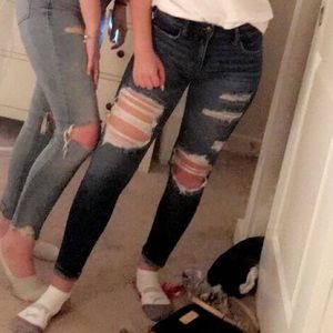American Eagle Ripped Short Jeans